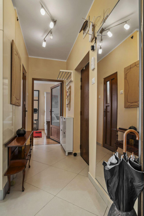 Cozy & Secure 2-Room Apartment – Embassy Area, North Bucharest