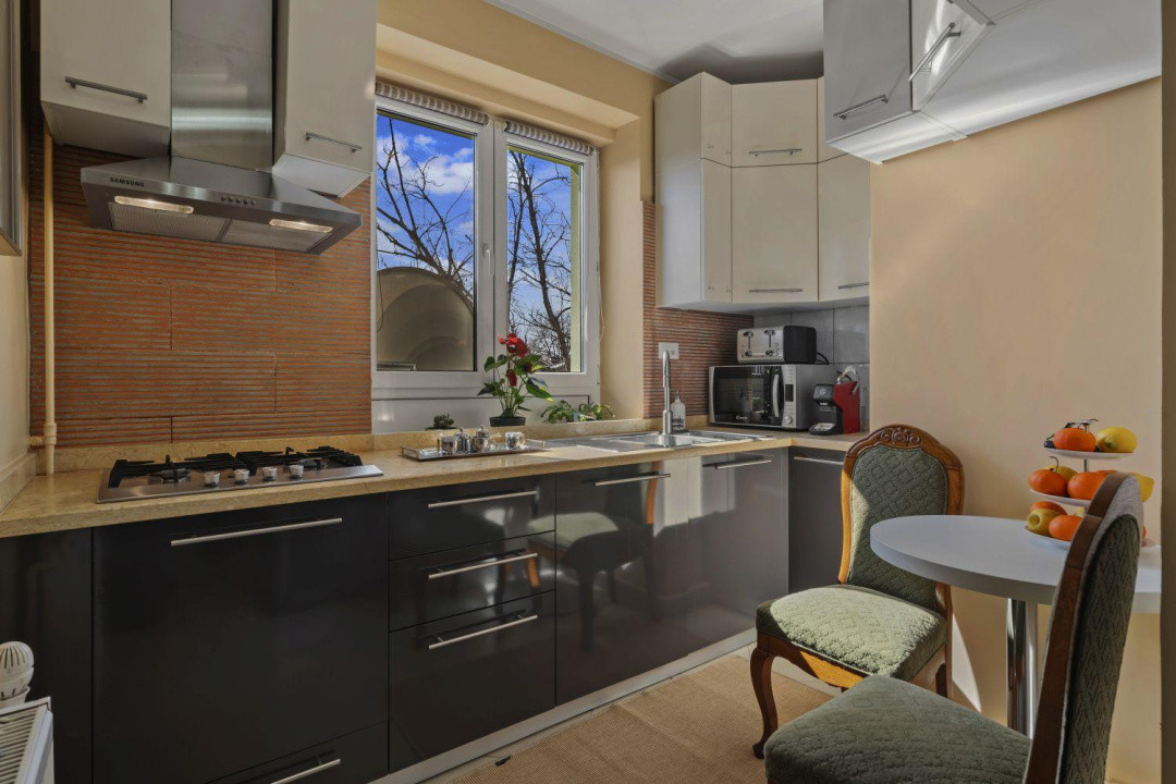 Cozy & Secure 2-Room Apartment – Embassy Area, North Bucharest