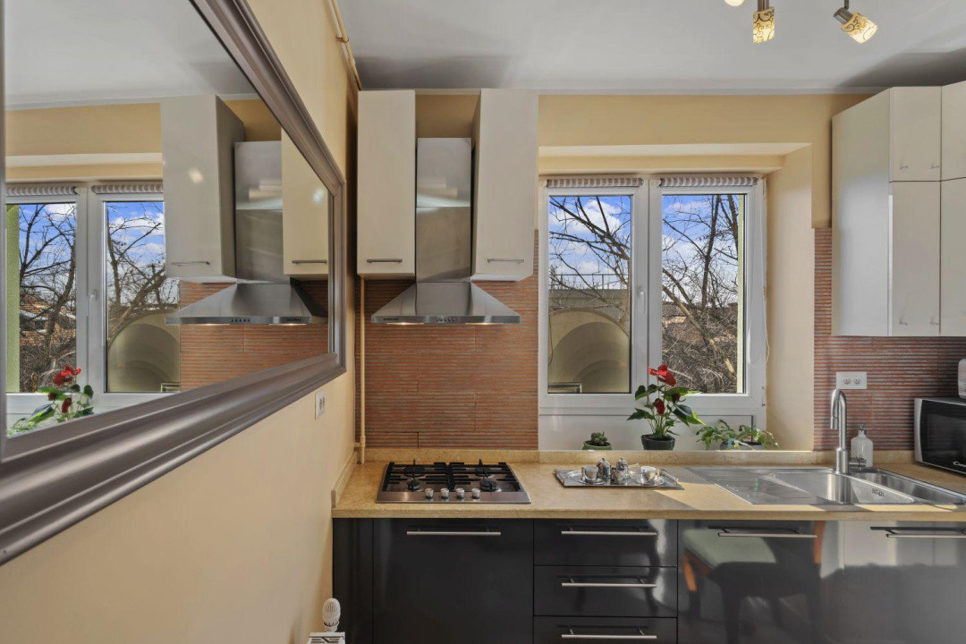 Cozy & Secure 2-Room Apartment – Embassy Area, North Bucharest