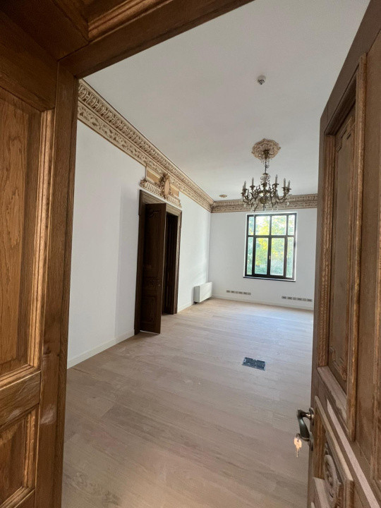 Prestigious Historical Villa for Rent – Embassy District, Central