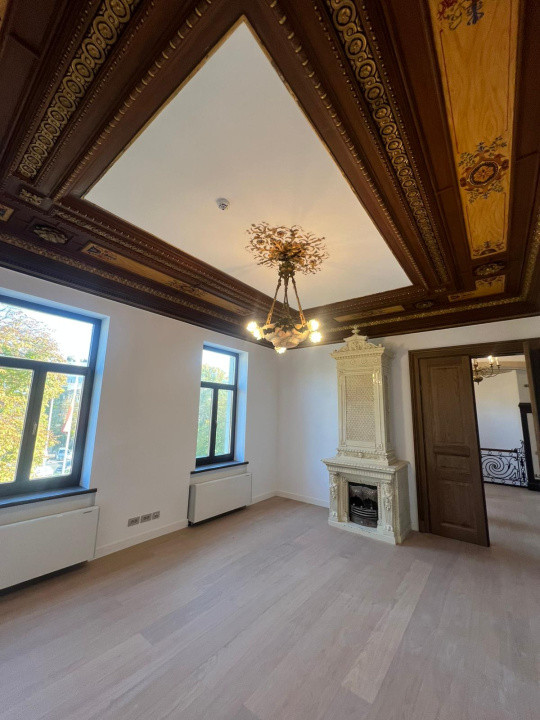 Prestigious Historical Villa for Rent – Embassy District, Central