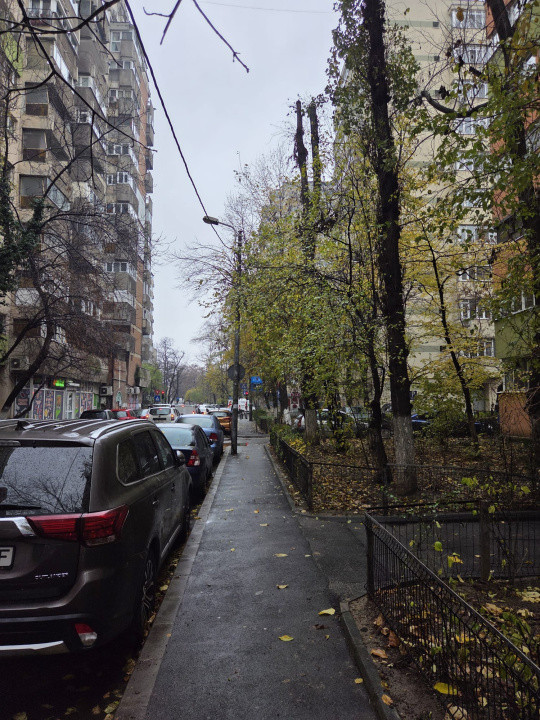 Transformă-l în acasă!  3 camere – Magura Vulturului, perfect pentru renovare